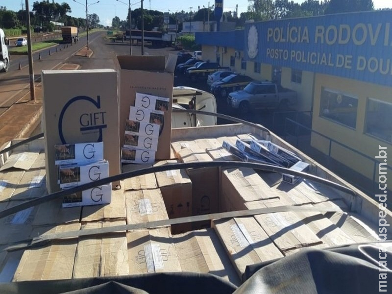 PRF apreende 450 mil maços de cigarros do Paraguai em Dourados PRF apreende 450 mil maços de cigarros do Paraguai em Dourados