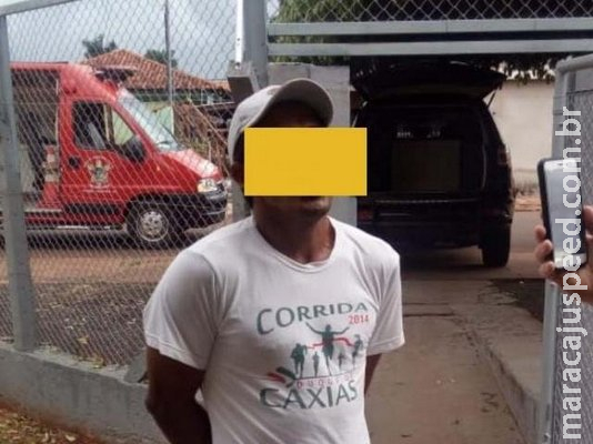 Revoltado com preço da conta de luz, cliente faz funcionária de empresa refém