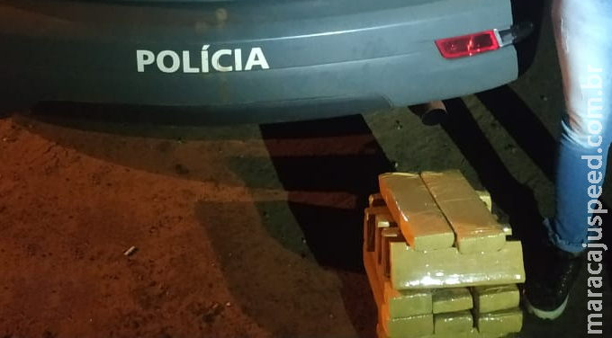 Adolescente foi apreendida em Naviraí com 14 quilos de entorpecente Adolescente foi apreendida em Naviraí com 14 quilos de entorpecente