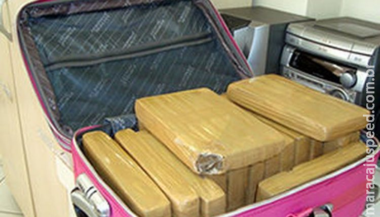 Amigas são contratadas pelo WhatsApp para carregar 50 quilos de maconha e acabam presas