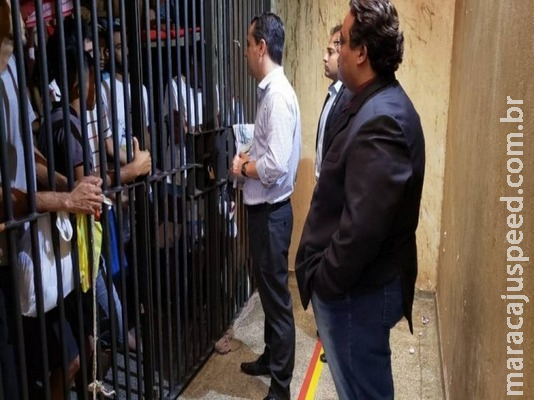 Após greve de fome, presos são transferidos de delegacia
