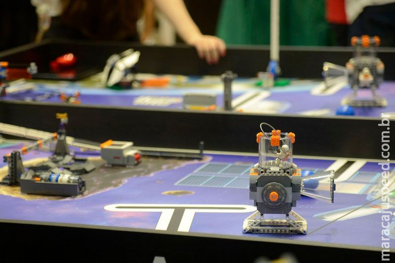 Brasileiros ganham torneio mundial de robótica Brasileiros ganham torneio mundial de robótica