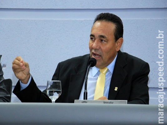 Cinco partidos podem perder representação na Câmara Cinco partidos podem perder representação na Câmara