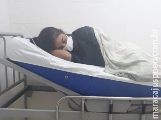 Com tuberculose grave, adolescente aguarda vaga em hospital há quase 24 horas 