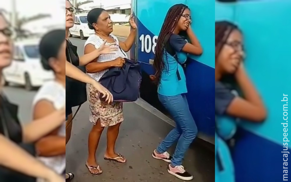Estudante fica com braço preso e é arrastada por ônibus Estudante fica com braço preso e é arrastada por ônibus