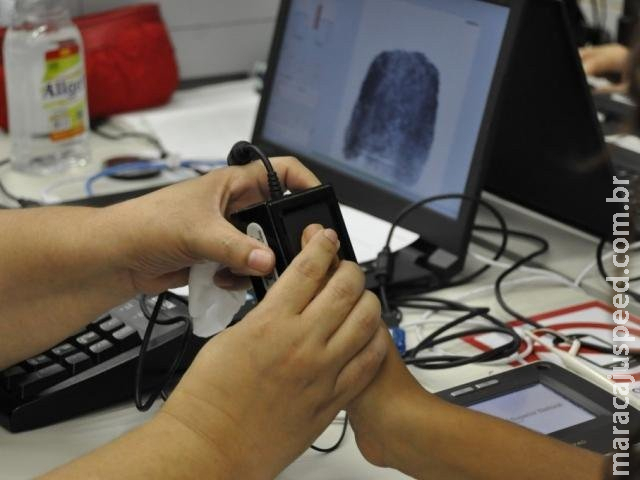 Mais de 33 mil eleitores cadastram biometria em duas cidades do interior Mais de 33 mil eleitores cadastram biometria em duas cidades do interior