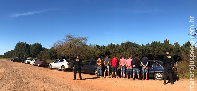 Mais oito veículos foram apreendidos pelo DOF com mercadorias do Paraguai avaliadas em mais de 50 mil reais Mais oito veículos foram apreendidos pelo DOF com mercadorias do Paraguai avaliadas em mais de 50 mil reais