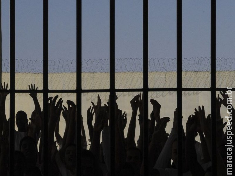 Ministério da Justiça cria comissão para rever política criminal Ministério da Justiça cria comissão para rever política criminal