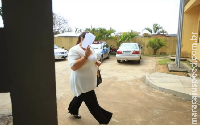 Mulher de João de Deus diz que não sabia das armas achadas na residência do casal em Abadiânia Mulher de João de Deus diz que não sabia das armas achadas na residência do casal em Abadiânia