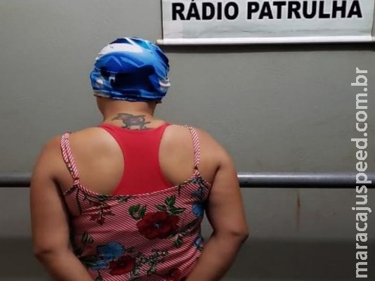 Mulher que abastecia bocas de fumo em Dourados é presa com cocaína
