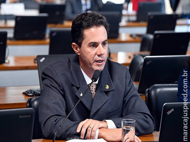 PEC permite acumulação de dois cargos públicos de jornalista PEC permite acumulação de dois cargos públicos de jornalista