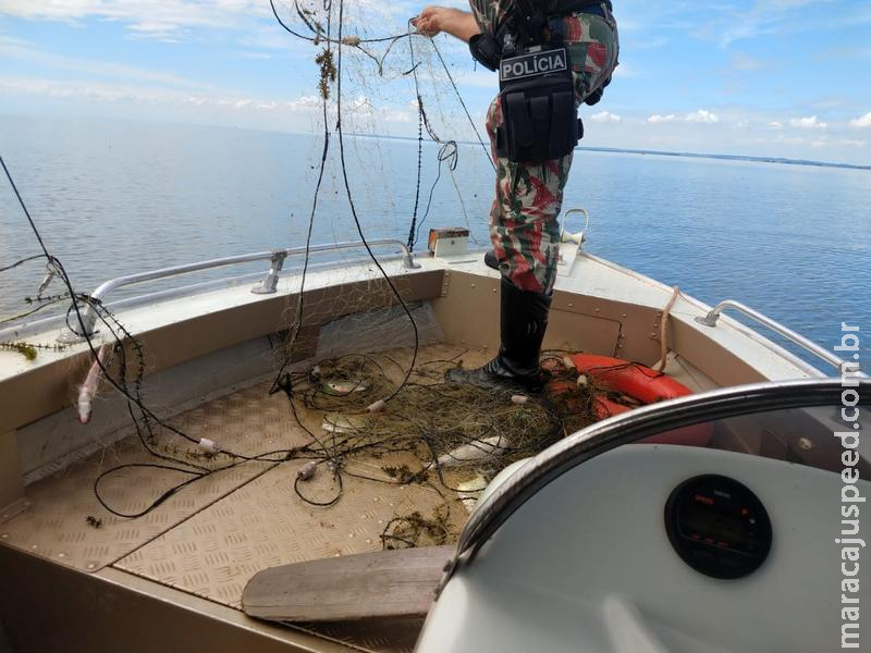 Polícia Militar Ambiental apreende 1.250 metros de redes de pesca e liberta 25 kg de peixes dos petrechos ilegais