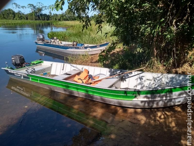 Polícia Militar Ambiental autua quatro paranaenses por pesca ilegal e apreende, barco, motor de popa e petrechos de pesca