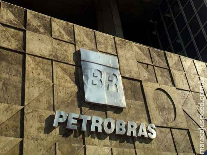 Presidente da Petrobras pode ganhar 13 salários extras por novo sistema de bônus 