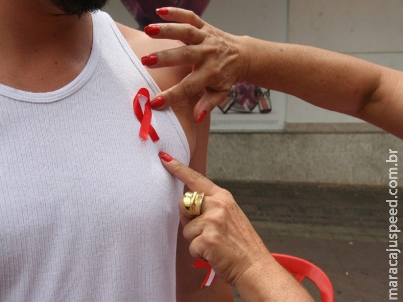 Programas da ONU avaliam estigma associado ao HIV no Brasil