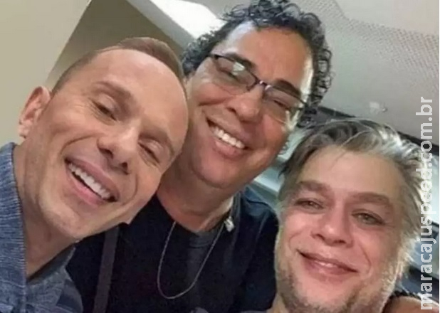 Rafael Ilha ao lado de Casão: Somos dependentes químicos sim Rafael Ilha ao lado de Casão: Somos dependentes químicos sim