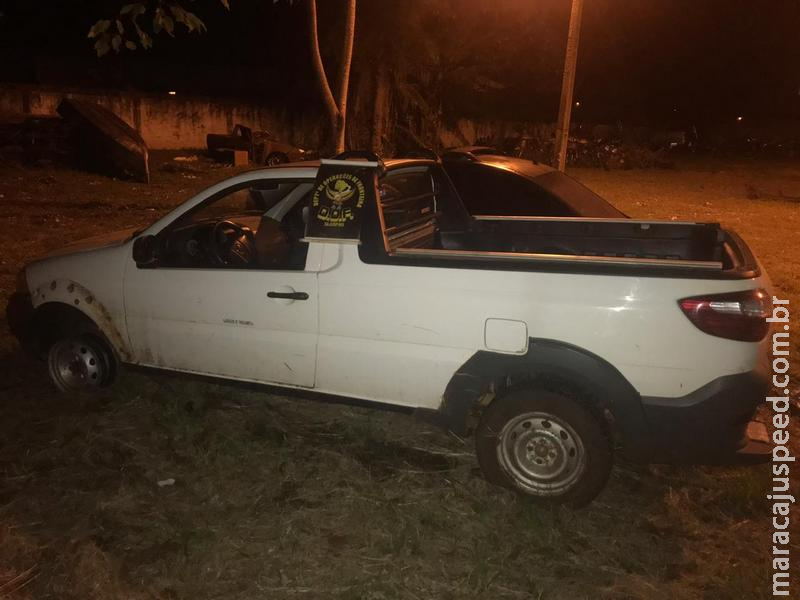 Veículo furtado no Paraná foi localizado e apreendido pelo DOF na região de Tacuru Veículo furtado no Paraná foi localizado e apreendido pelo DOF na região de Tacuru