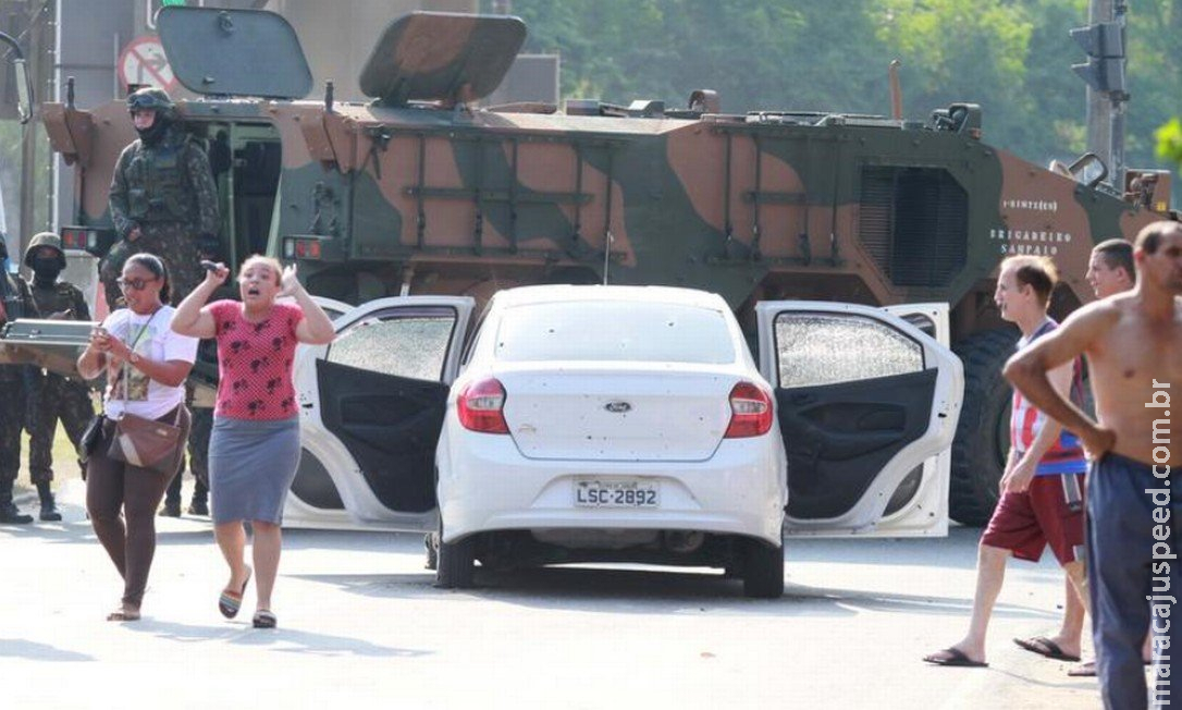 Carro de músico fuzilado: tenente do Exército fez 77 disparos de fuzil na ação