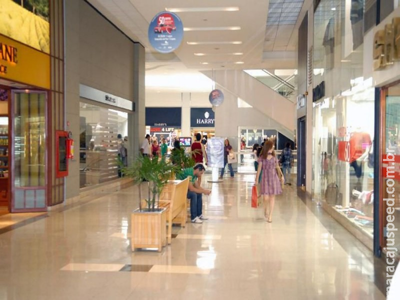 CNC prevê aumento de 3,8% nas vendas para o Dia das Mães CNC prevê aumento de 3,8% nas vendas para o Dia das Mães