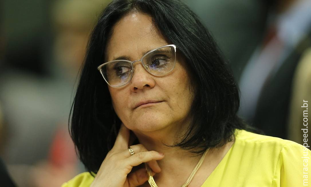 Damares Alves diz que vem recebendo ameaças de morte, mas nega estar cogitando deixar governo Bolsonaro Damares Alves diz que vem recebendo ameaças de morte, mas nega estar cogitando deixar governo Bolsonaro