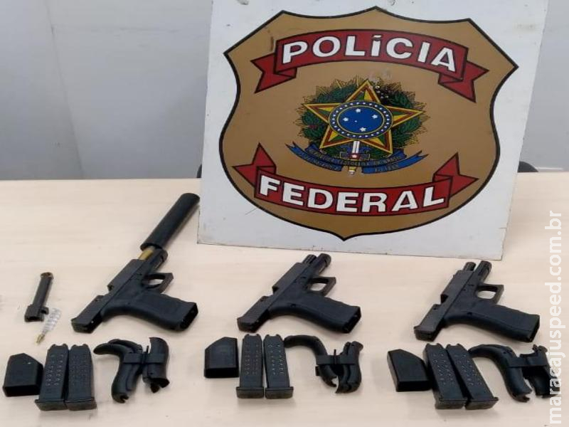 Dupla é presa pela PF com pistolas entre Dourados e Itaporã Dupla é presa pela PF com pistolas entre Dourados e Itaporã