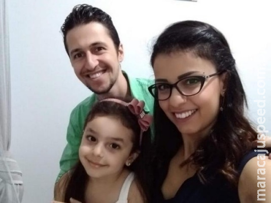 Formado em meio a guerra, engenheiro sírio dirige o dia todo para resgatar pais Formado em meio a guerra, engenheiro sírio dirige o dia todo para resgatar pais