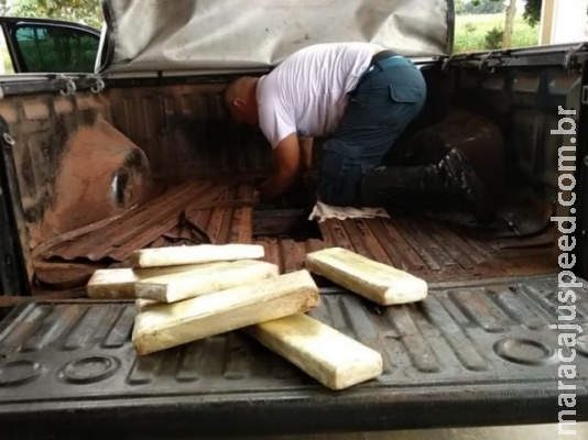 Homem é preso com maconha escondida em fundo falso de Amarok