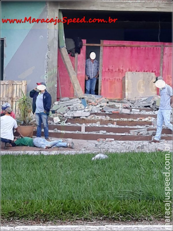 Maracaju: Acidente de trabalho. Homem cai de cerca de 4 metros de altura Maracaju: Acidente de trabalho. Homem cai de cerca de 4 metros de altura