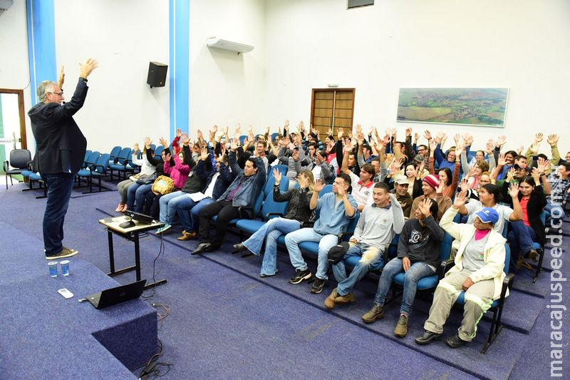 Maracaju: Palestra Motivacional é realizada pela Secretaria de Educação