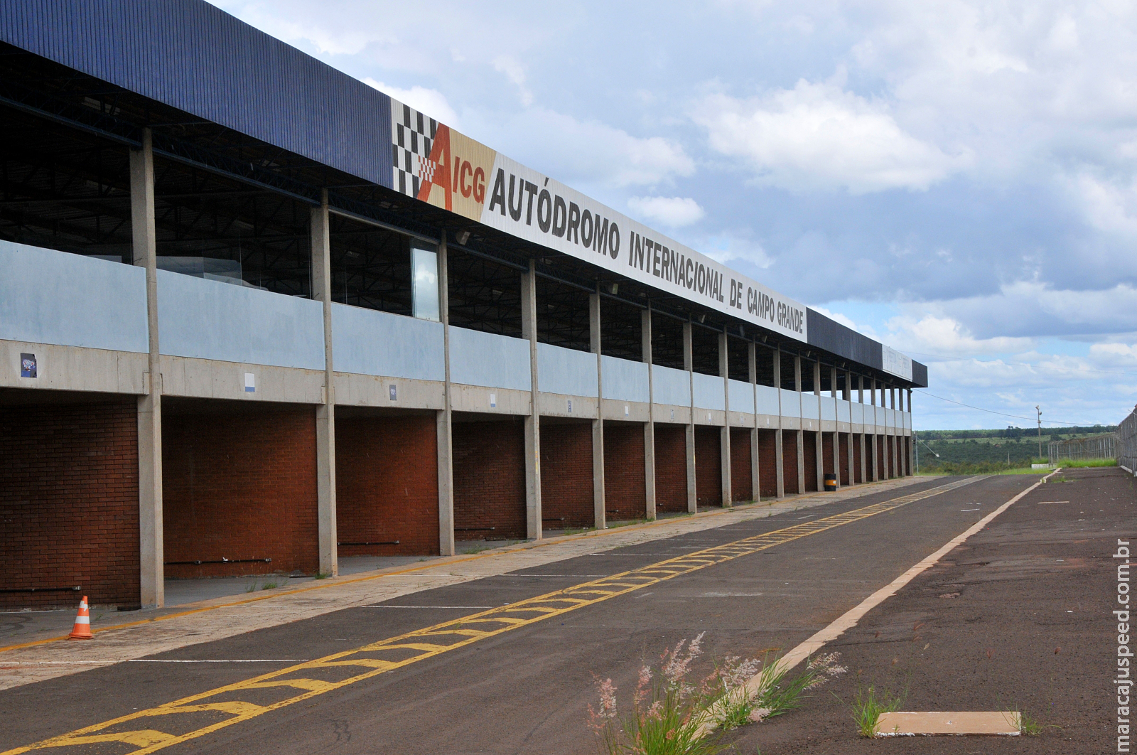 Motoqueiro morre após acidente no Autódromo de Campo Grande