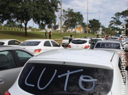 Motoristas protestam após morte de colega: “A gente não vê polícia"