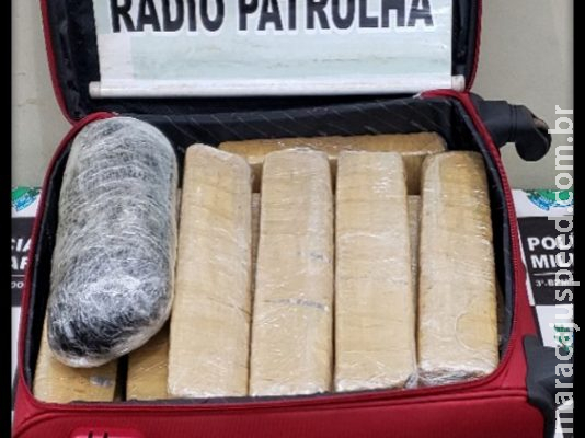 Mulher é presa com mala ‘recheada’ de maconha em MS Mulher é presa com mala ‘recheada’ de maconha em MS