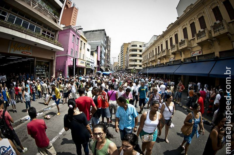 Pesquisa aponta que 59% dos brasileiros apoiam mudanças na Previdência Pesquisa aponta que 59% dos brasileiros apoiam mudanças na Previdência