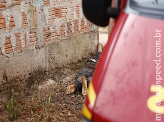 Polícia investiga últimos passos de jovem desovado em esquina da Vila Nasser Polícia investiga últimos passos de jovem desovado em esquina da Vila Nasser