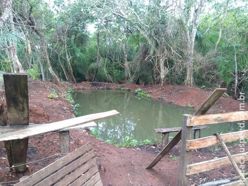 Polícia Militar Ambiental de Miranda autua assentada em R$ 5 mil por degradação de matas ciliares de córrego para construção de tanque de piscicultura Polícia Militar Ambiental de Miranda autua assentada em R$ 5 mil por degradação de matas ciliares de córrego para construção de tanque de piscicultura
