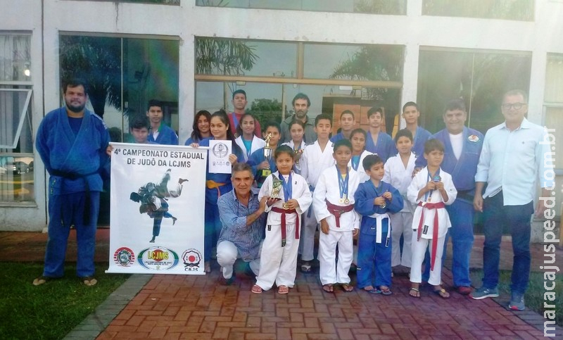 Prefeitura Municipal de Maracaju recebe atletas que participarão de Campeonato de Judô em Goiás