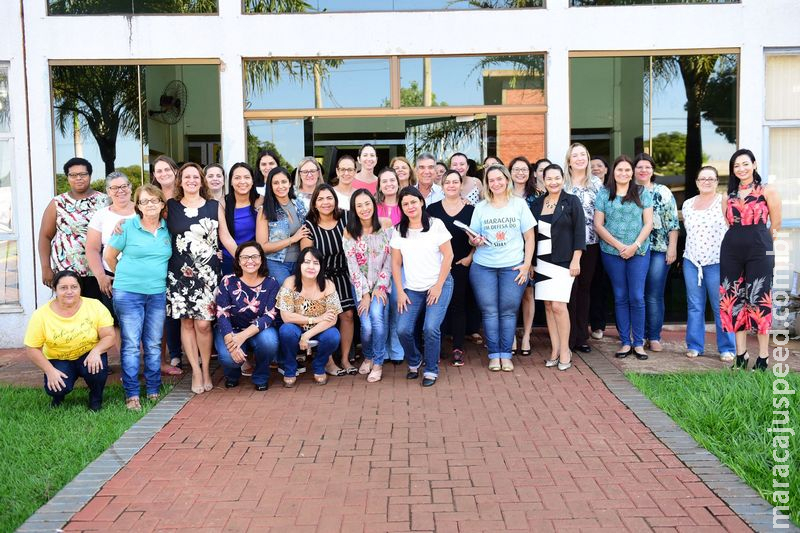 Prefeitura Municipal homenageia mães que são funcionárias públicas Prefeitura Municipal homenageia mães que são funcionárias públicas