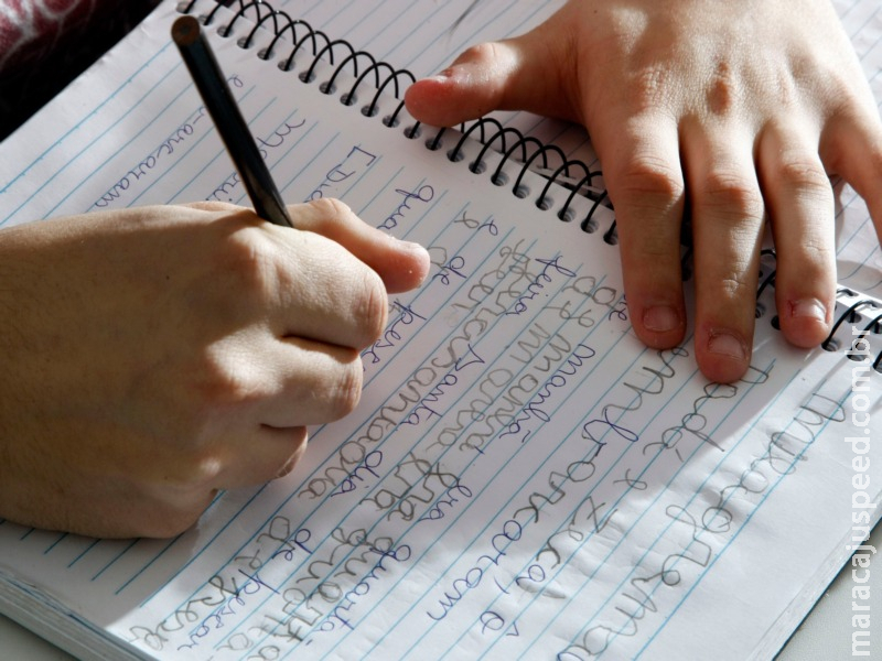 Projeto cria regras para educação domiciliar no Brasil Projeto cria regras para educação domiciliar no Brasil