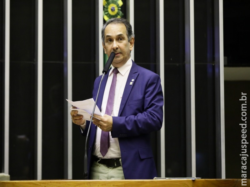 Projeto proíbe incentivo público para curso à distância na área de saúde Projeto proíbe incentivo público para curso à distância na área de saúde