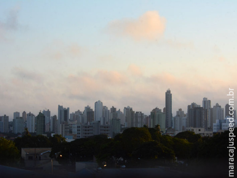 Sol aparece, mas previsão é de chuva nesta sexta-feira em MS