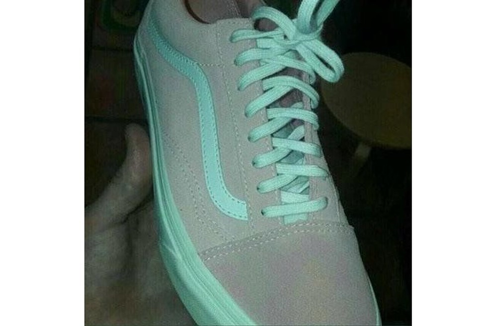 Tênis cinza ou rosa? Teste de cor volta a fazer sucesso na Internet Tênis cinza ou rosa? Teste de cor volta a fazer sucesso na Internet