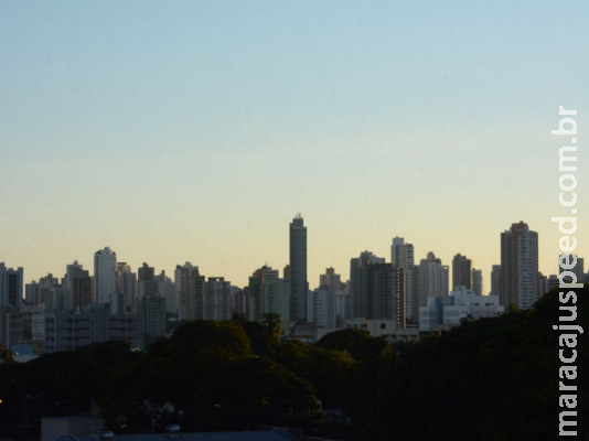 Terça-feira com mínima de 17ºC e possibilidade de chuva no Estado