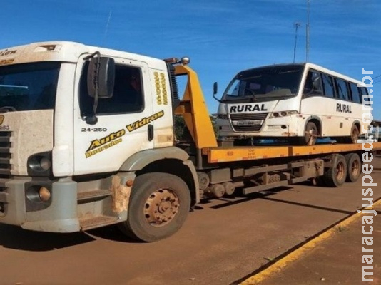 Veículo que fazia transporte ilegal de funcionários é apreendido pela Agepan