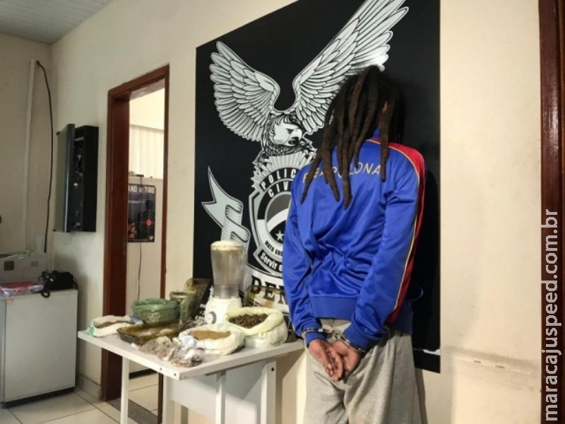 Aluno de mestrado da UFMS é preso em laboratório caseiro de drogas Aluno de mestrado da UFMS é preso em laboratório caseiro de drogas