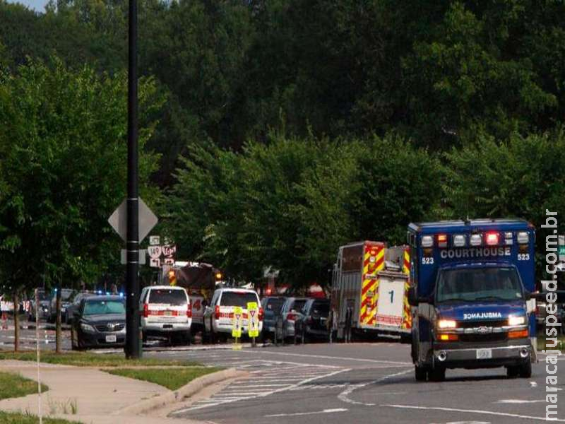 Ataque a tiros deixa 11 mortos seis feridos em prefeitura dos EUA