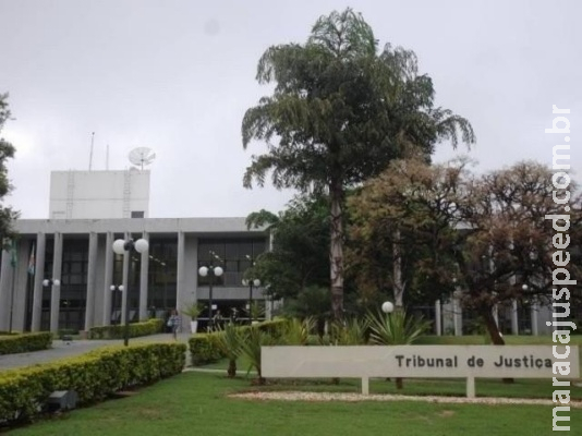 Cliente será indenizado por loja e fabricante em R$ 10 mil por falhas em produto