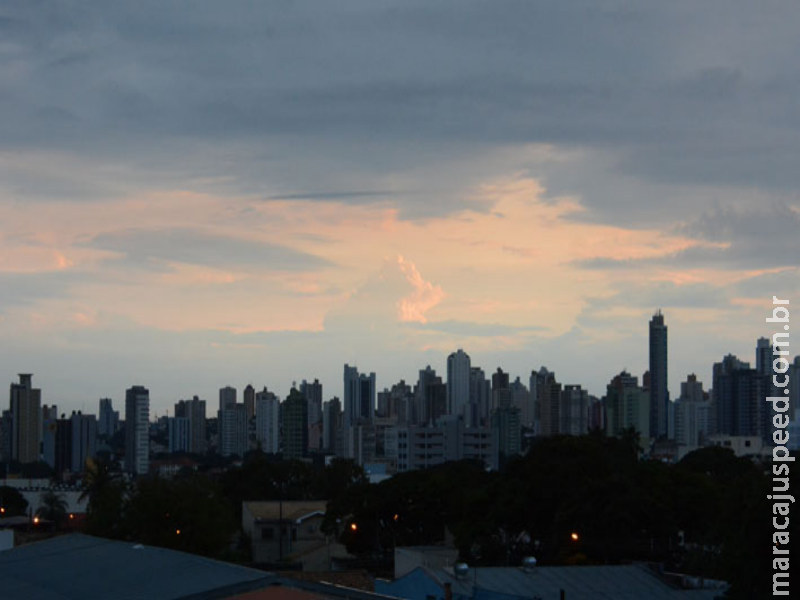 Dia terá chuvas isoladas e temperaturas amenas Dia terá chuvas isoladas e temperaturas amenas