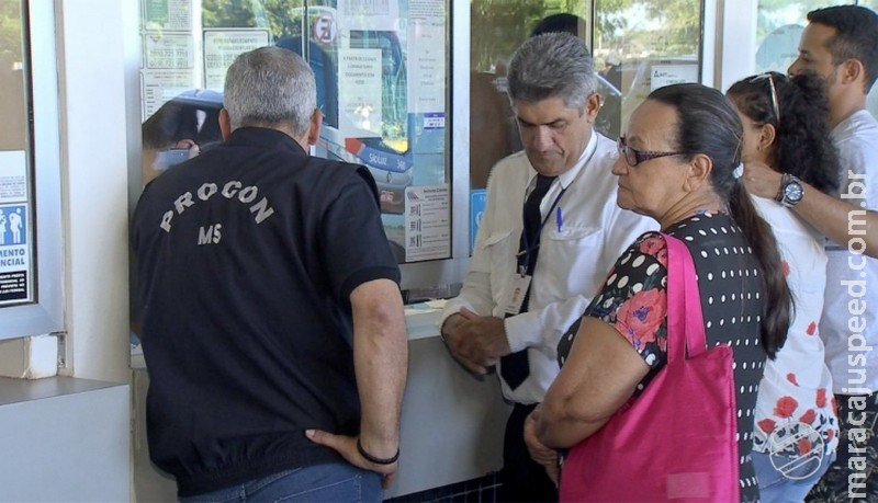  Duas empresas de ônibus são autuadas por negar passagem gratuita a idosos 