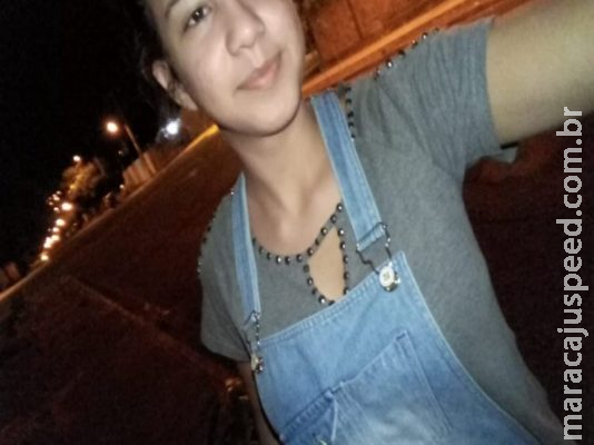 Família procura por adolescente desaparecida desde quarta-feira Família procura por adolescente desaparecida desde quarta-feira