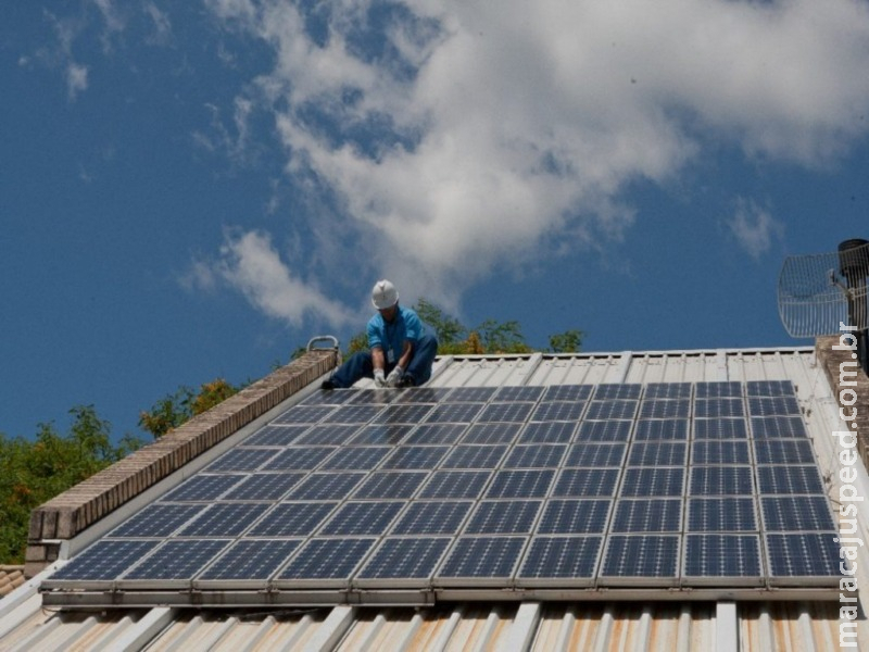 Investimento em energias renováveis supera o de combustíveis fósseis em 2018 no mundo Investimento em energias renováveis supera o de combustíveis fósseis em 2018 no mundo